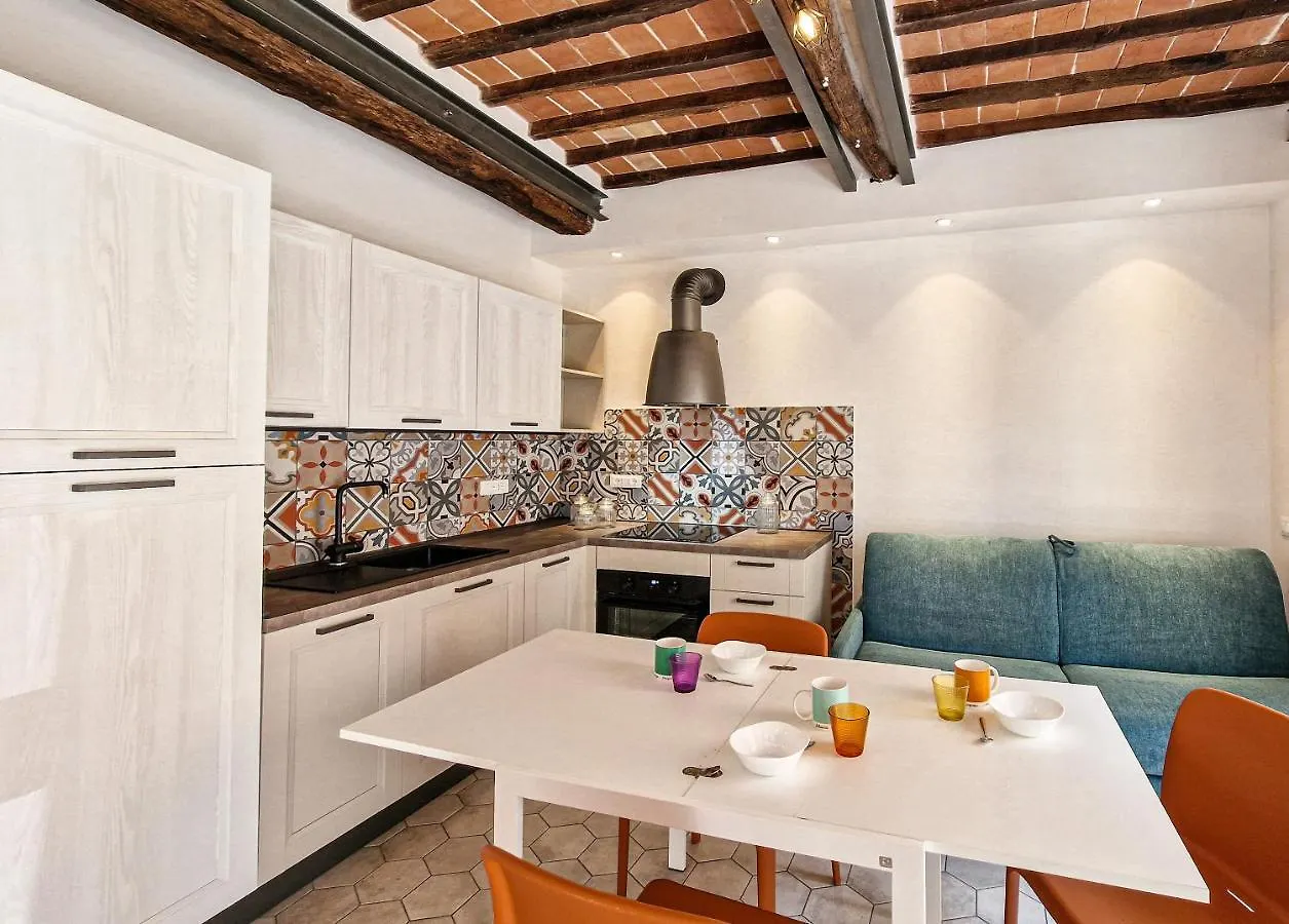 Apartment Appartamento Campo City Center Marina di Campo